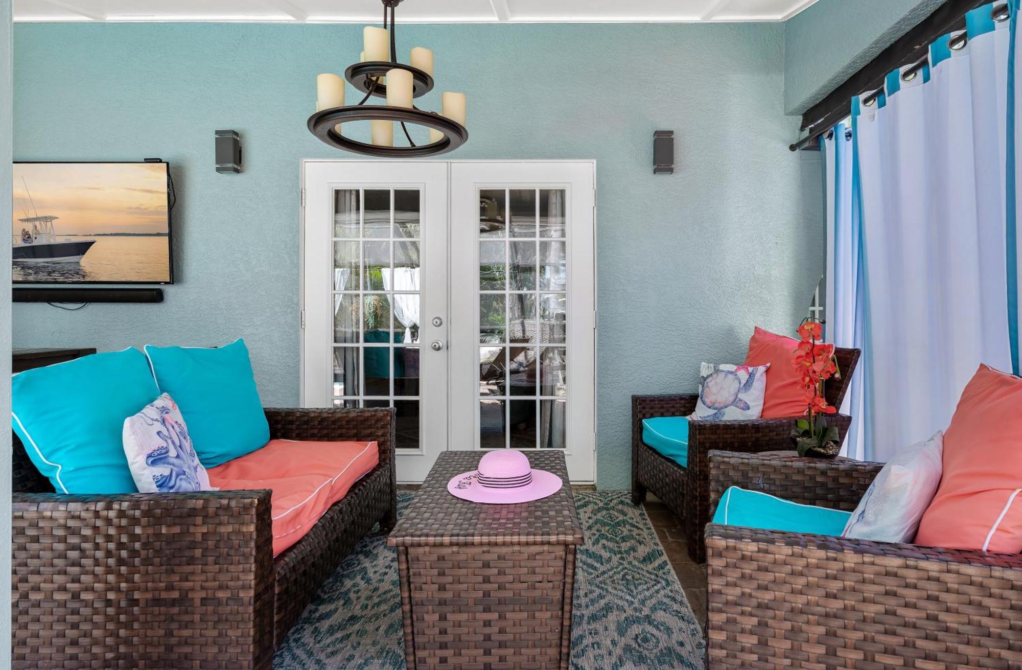 Luxury Zen Den With Heated Pool Just Off Siesta Key Apartment ซาราโซตา ภายนอก รูปภาพ